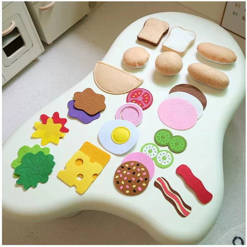 Kids Outdoor Kitchen Accessories - フェルト製のフード、ハンバーガー、サンドイッチのセット（28個/10個入り）。子供向けのままごとキッチンおもちゃ。モンテッソーリ教育を取り入れた、幼児や女の子へのプレゼントに最適なロールプレイおもちゃ。